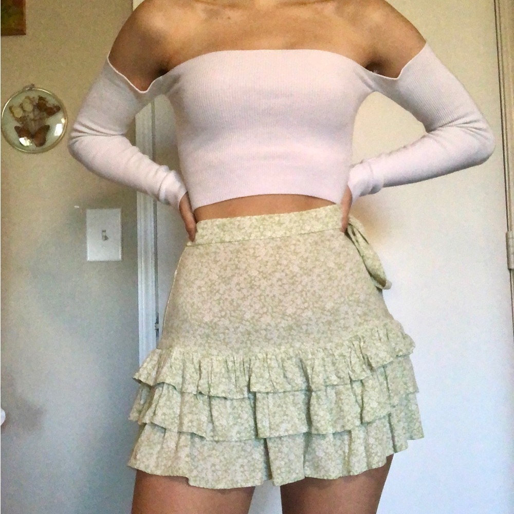 Forever 21 Green Floral Mini Skirt
